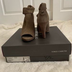 Vince Camuto suede brown open toe booties (8 1/2)